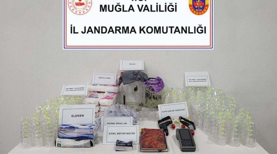 Sahte doktor, sülüklerle yakalandı