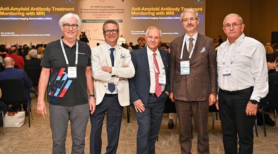Bıçaksız ameliyatlarda son gelişmeler İstanbul’da masaya yatırıldı