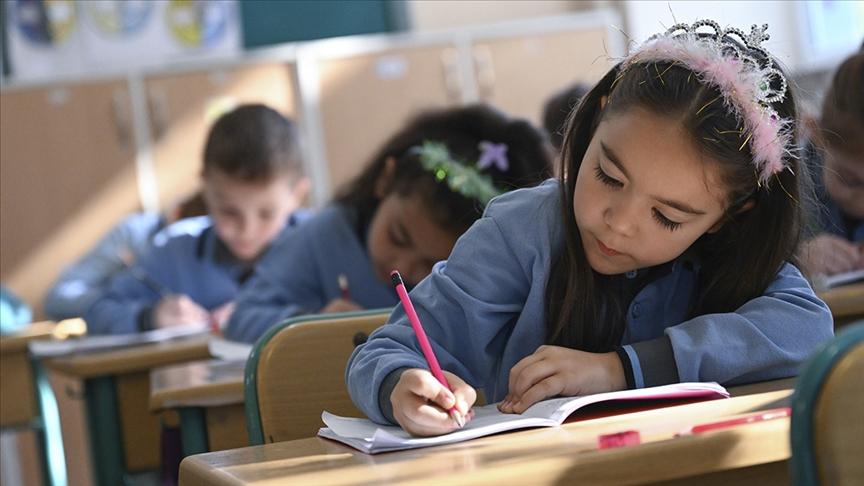 Okulların tatile girmesi üst solunum enfeksiyonu vakalarını azaltacak