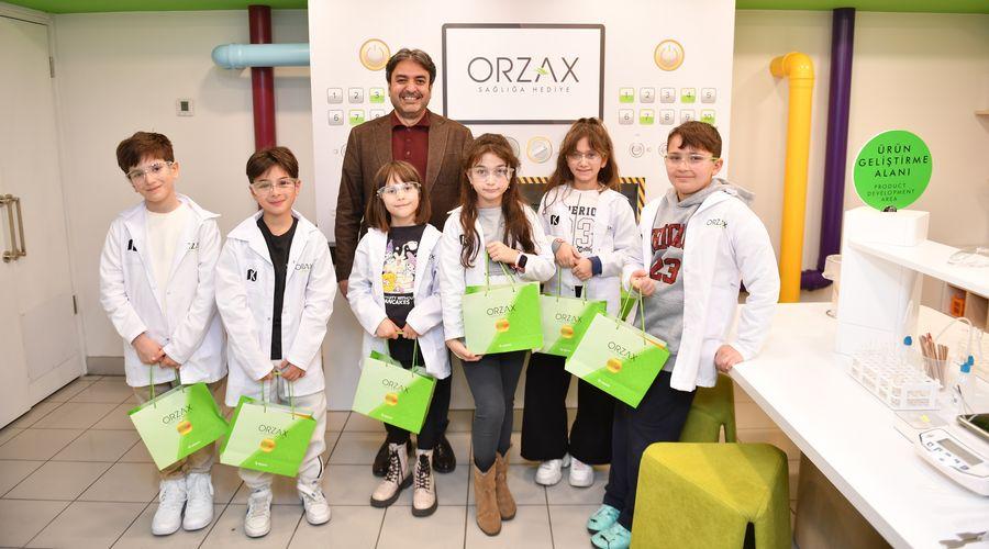 Miniklere Ar-Ge Merkezi’nde farmakoloji deneyimi