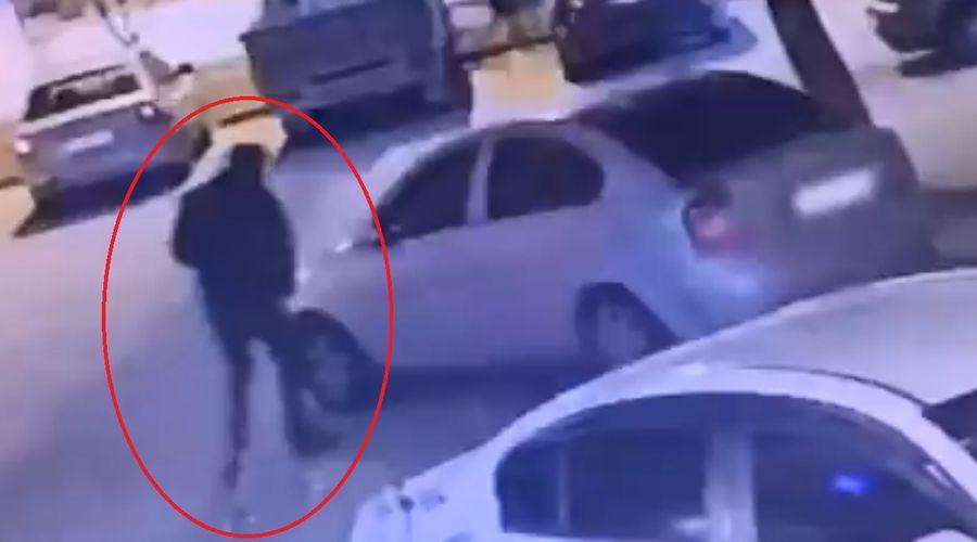 Otomobilden 320 bin TL'lik ameliyat malzemesi çalan şüpheli yakalandı; o anlar kamerada