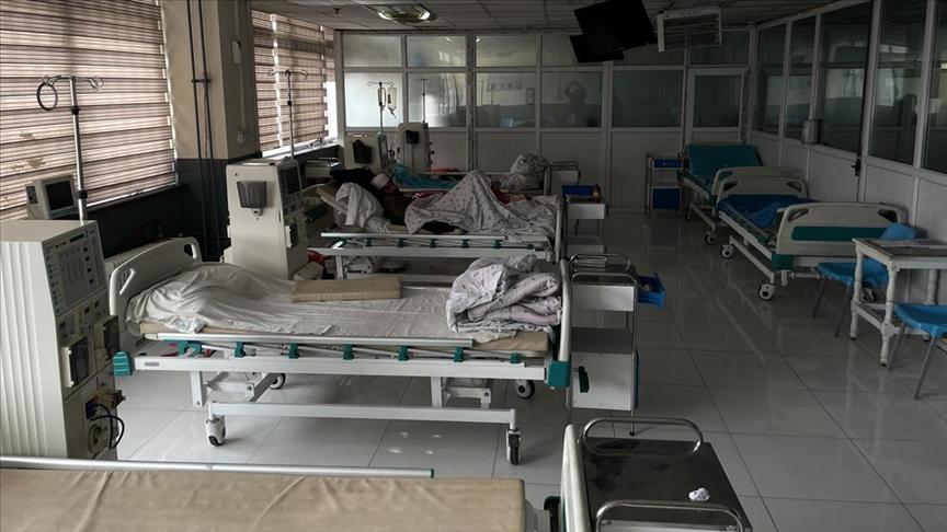 Pakistan’da sağlık çalışanlarının izinleri iptal edildi