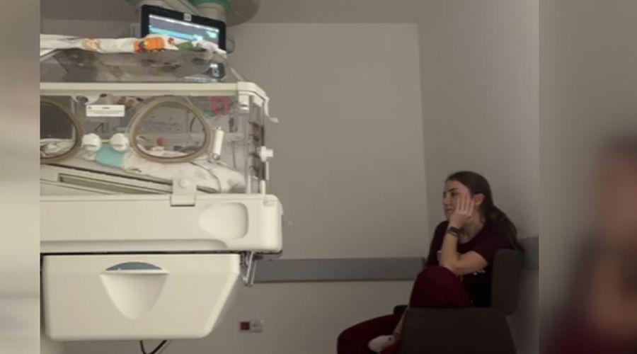 Pediatri asistanının 'Bu 15 saniye benim tüm gecemdi' paylaşımı rekor kırdı! Gözünü kırpmadan bekledi