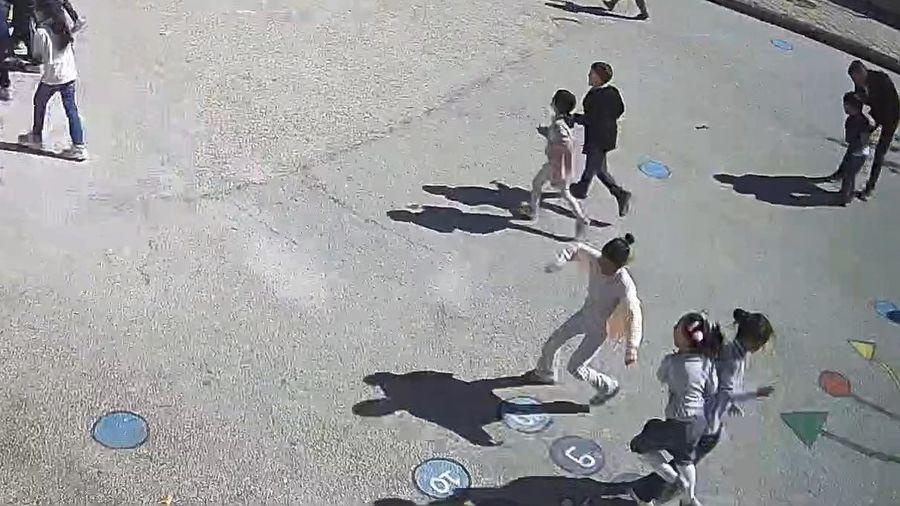 Sağlık çalışanı eşinden öğrendiği Heimlich manevrasıyla öğrencisinin hayatını kurtardı