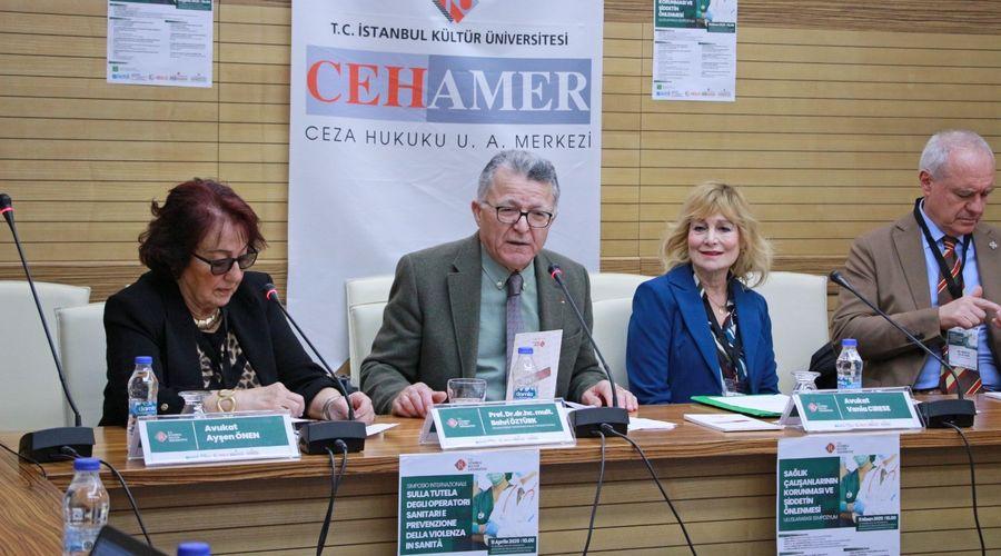 Sağlıkta şiddetle mücadelede hekimlere, meslek içi eğitim önerisi: 'Cezaları arttırmak işe yaramıyor'