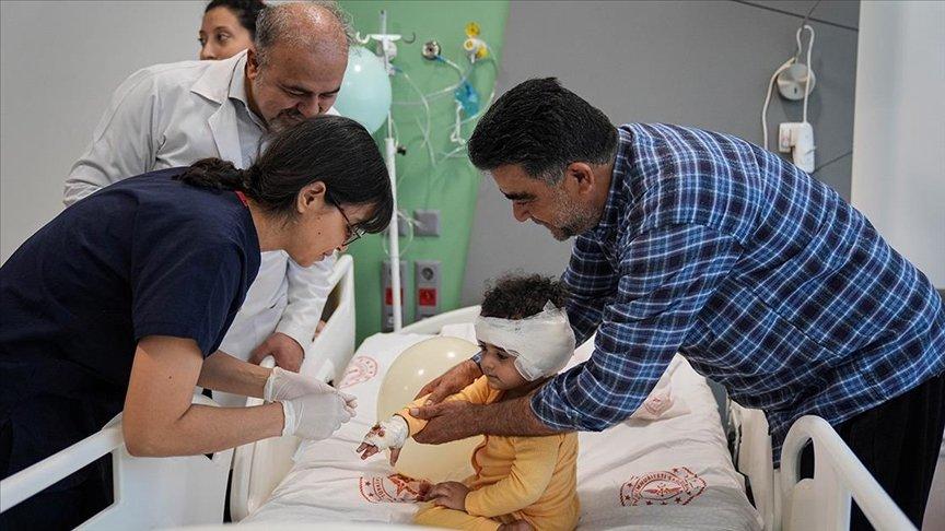 İzmir Şehir Hastanesi, yurt dışından gelen hastalara da şifa dağıtıyor