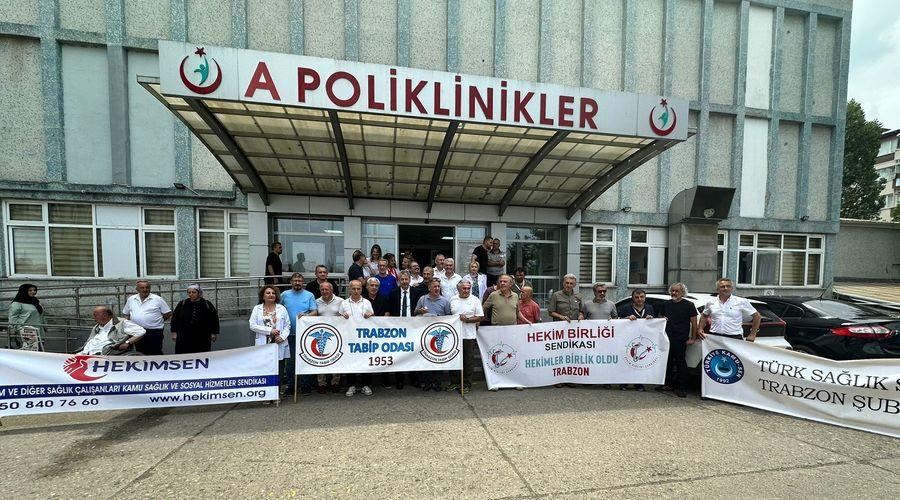 Trabzon’da doktora 'kasklı' saldırıya meslektaşlarından tepki