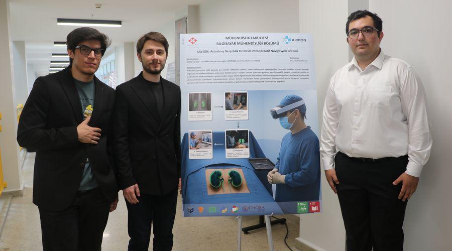 Üniversite öğrencilerinden ameliyatlarda 'artırılmış gerçeklik' desteği