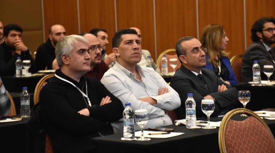 Van'da 100 kardiyolog 'Girişimsel Akademi Sempozyumu'nda buluştu