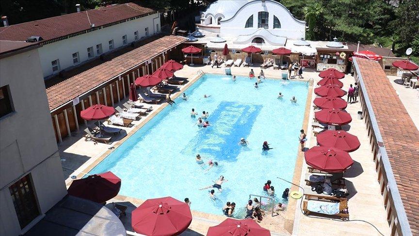 Sağlık çalışanlarına Yalova'daki termal tesislerde uygulanan indirimden yararlanma çağrısı