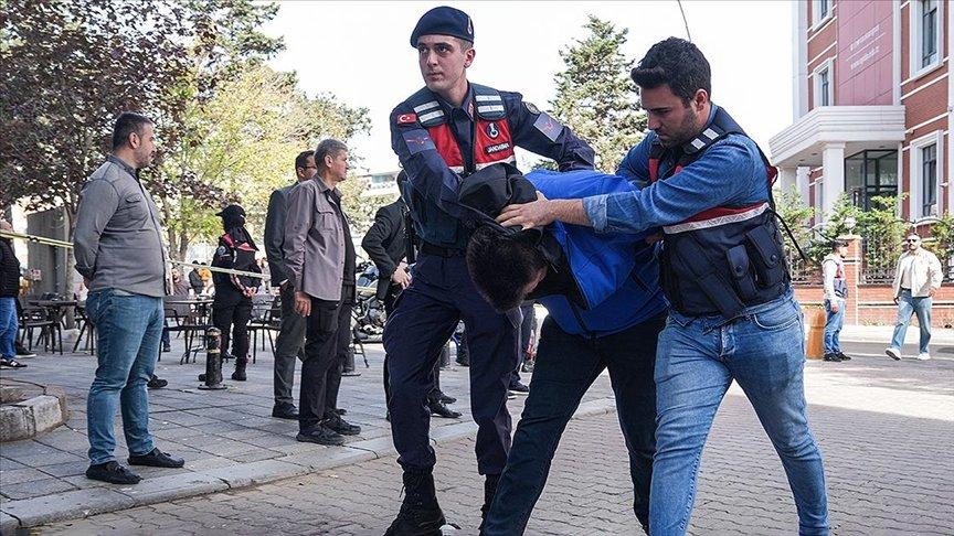 Yenidoğan çetesi davasında yargılanan doktorlar meslekten men edildi