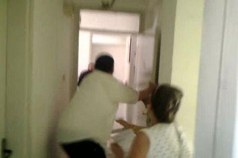 Bu sefer 'doktor dövdü'