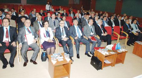 Üniversite hastaneleri performansa hazırlanıyor