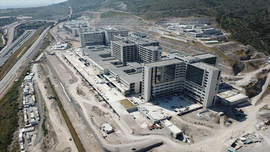 İzmir’de Bayraklı Şehir Hastanesi’nin açılışı 2023'e ertelendi