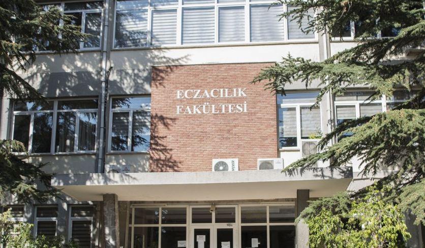 Sadece bu yıl 3 bin 496 aday yerleşti... Eczacılık eğitiminde tehlike çanları!