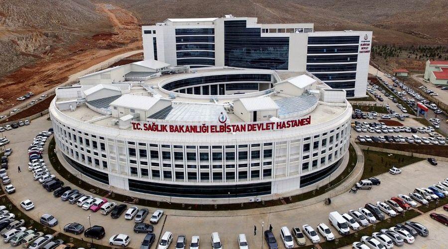 Sismik izolatörlü Elbistan Devlet Hastanesi'nde deprem anında da ameliyatlar devam etti