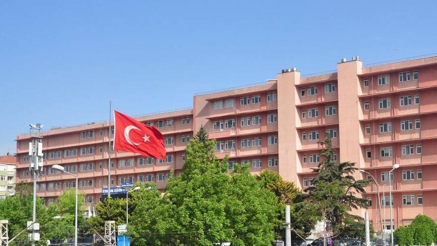 Doktora bıçakla saldıran hastane personeline 11 yıl hapis