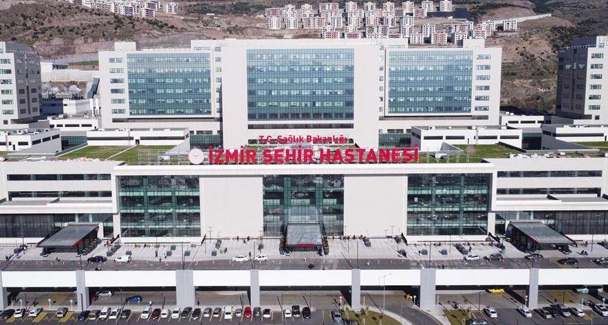 İzmir Şehir Hastanesi Başhekimliğinin performansı yetersiz bulundu