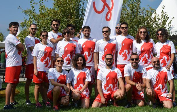 Lilly İlaç, Dragon Festivali'nde ilk kez kürek çekti