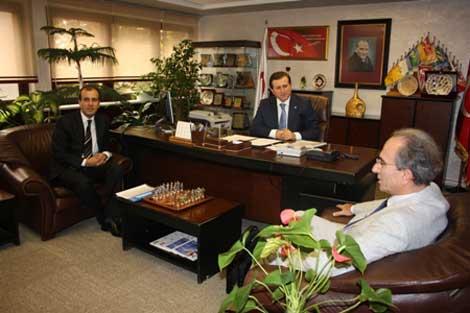 Sağlık Müdürü ve Tabip Odası İstanbul'da hekimlerin sorunlarını konuştu
