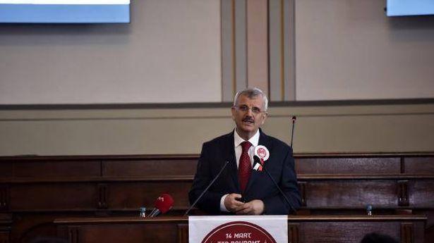Prof. Dr. Cevdet Erdöl: 14 Mart esarete neşter vuranların bayramı