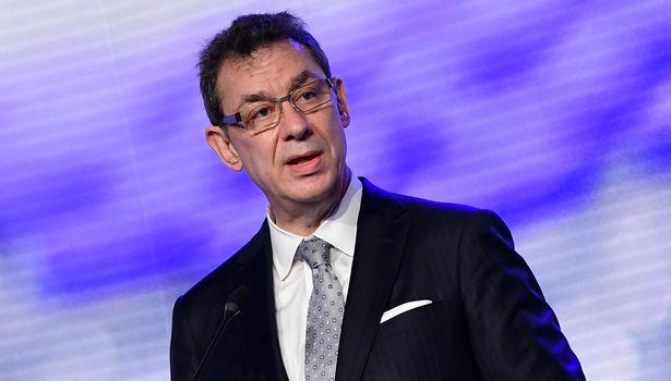 Pfizer CEO’su Bourla: Birkaç ay içinde normal hayata dönebiliriz