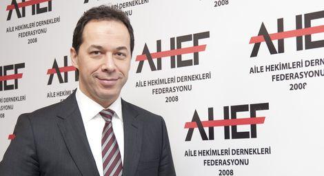 Aile hekimleri: Hem aile hekimine ihtiyaç var, hem nöbete gidiyoruz!