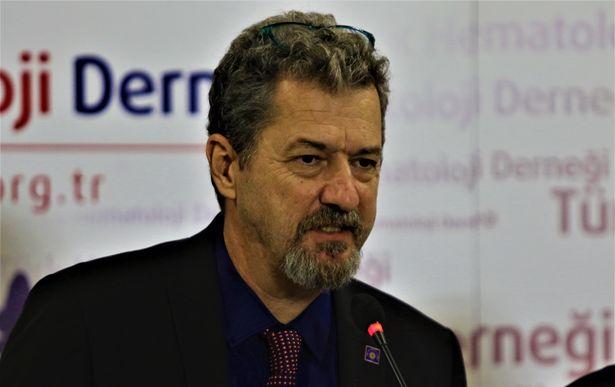 Prof. Dr. Güner Özsan: 'Kanser tek bir nedenle ortaya çıkmıyor'