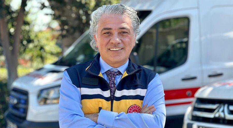 İstanbul'un acili ona emanet: Komşusuyla tartışan ambulansı arıyor