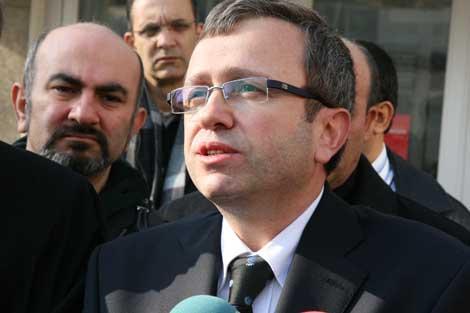 Doktorun muayeneyi kabul etmeyen mağdure yüzünden yargılanmasına tepki