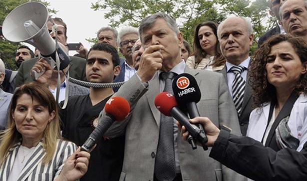 Cerrahpaşa Tıp Fakültesi Dekanı görevden alındı
