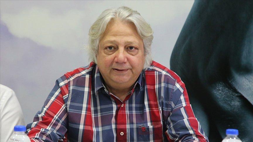 Antalya'da sayısız organ nakli ameliyatına imza atan Prof. Dr. Demirbaş hayatını kaybetti