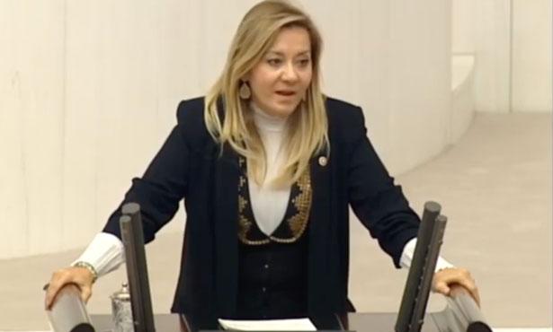 Aylin Cesur: Hekimler ülkemizden uzaklaşıyor, bunun için bakanlık bir tedbir alıyor mu?