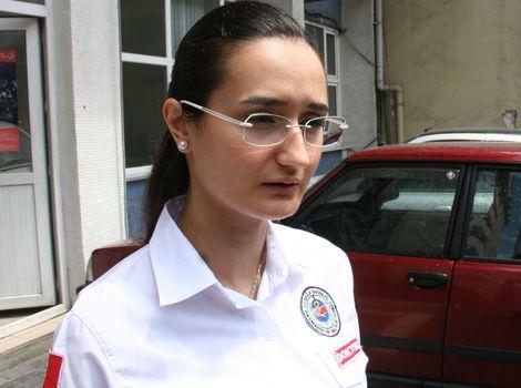 112 ekibi, yardıma gittiği hastanın saldırısına uğradı