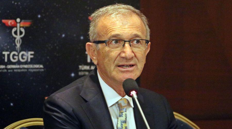 Prof. Dr. Cihat Ünlü: Hekime şiddet, riskli cerrahiden kaçışa neden oluyor