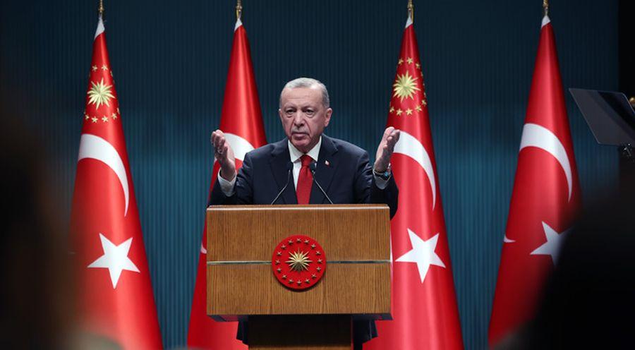 Cumhurbaşkanı Erdoğan'dan emekli maaşlarına zam sinyali: Gereken adımı yıl sonuna kadar atacağız