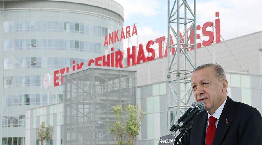 Cumhurbaşkanı Erdoğan: Sağlık personelimizin daima yanındayız