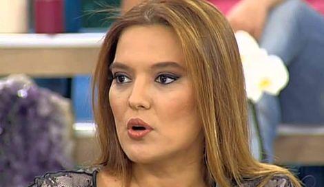 Demet Akalın doktoruna 300 bin liralık tazminat davası açıyor