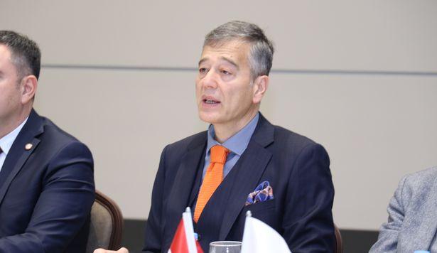 Türkiye Eczacılık Kongresi Ankara'da katılımcıları ile buluştu 