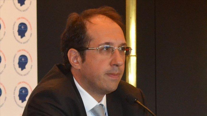 Sigara kullanımı, inme riskini 6 kata kadar artırıyor