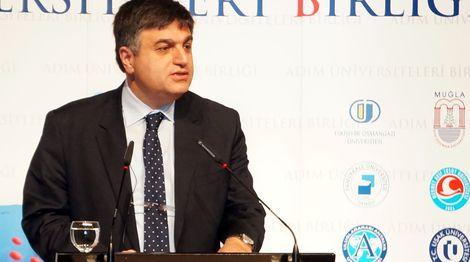 YÖK Başkanı Çetinsaya'dan kadro ve maaş tepkisi