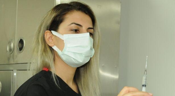 İran Hemşireler Birliği: İran'dan bir yılda 2 bin hemşire göç etti