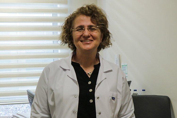 Kadınlarda kemik kırıklarının nedeni osteoporoz polikliniğinde araştırılıyor