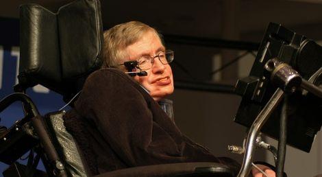 Hawking: Her zaman yapabileceğiniz bir şey vardır