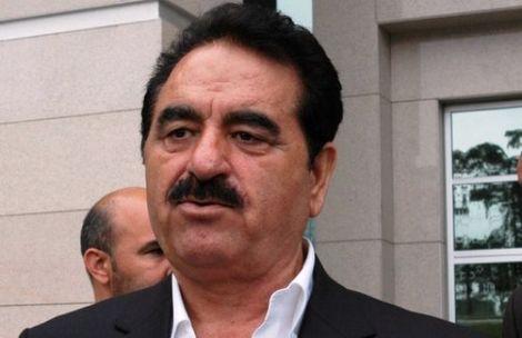  İbrahim Tatlıses: İlk olarak ABD'ye gelseydim şimdi koşuyordum