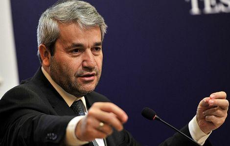 "Türkiye ilaç üretim merkezi olacak"