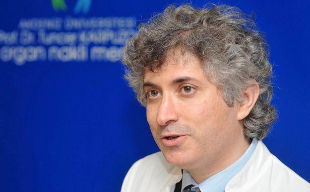 Prof. Dr. Ömer Özkan ve ekibi yaptıkları yüz nakilleri ile tıp tarihine geçti 