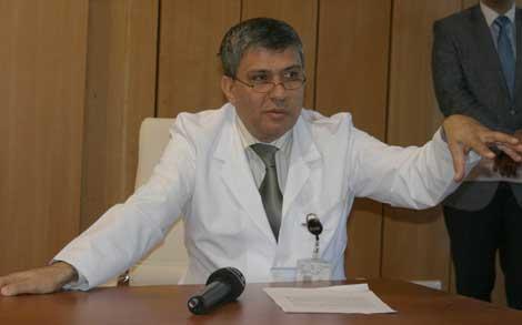 Başhekim eleştirileri cevaplayıp, hedef büyüttü