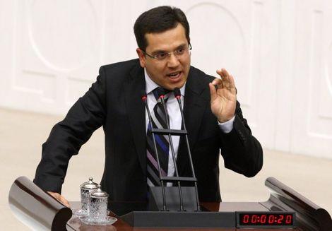 Vekilin darbettiği doktor hakkını arayacak