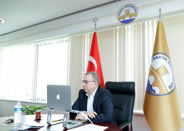 Rektör Tabakoğlu genç hekim adaylarıyla buluştu